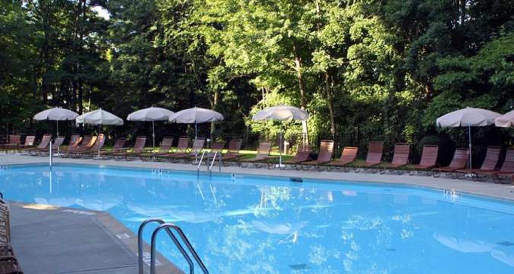 Hilton Westchester Rye Brook Екстериор снимка