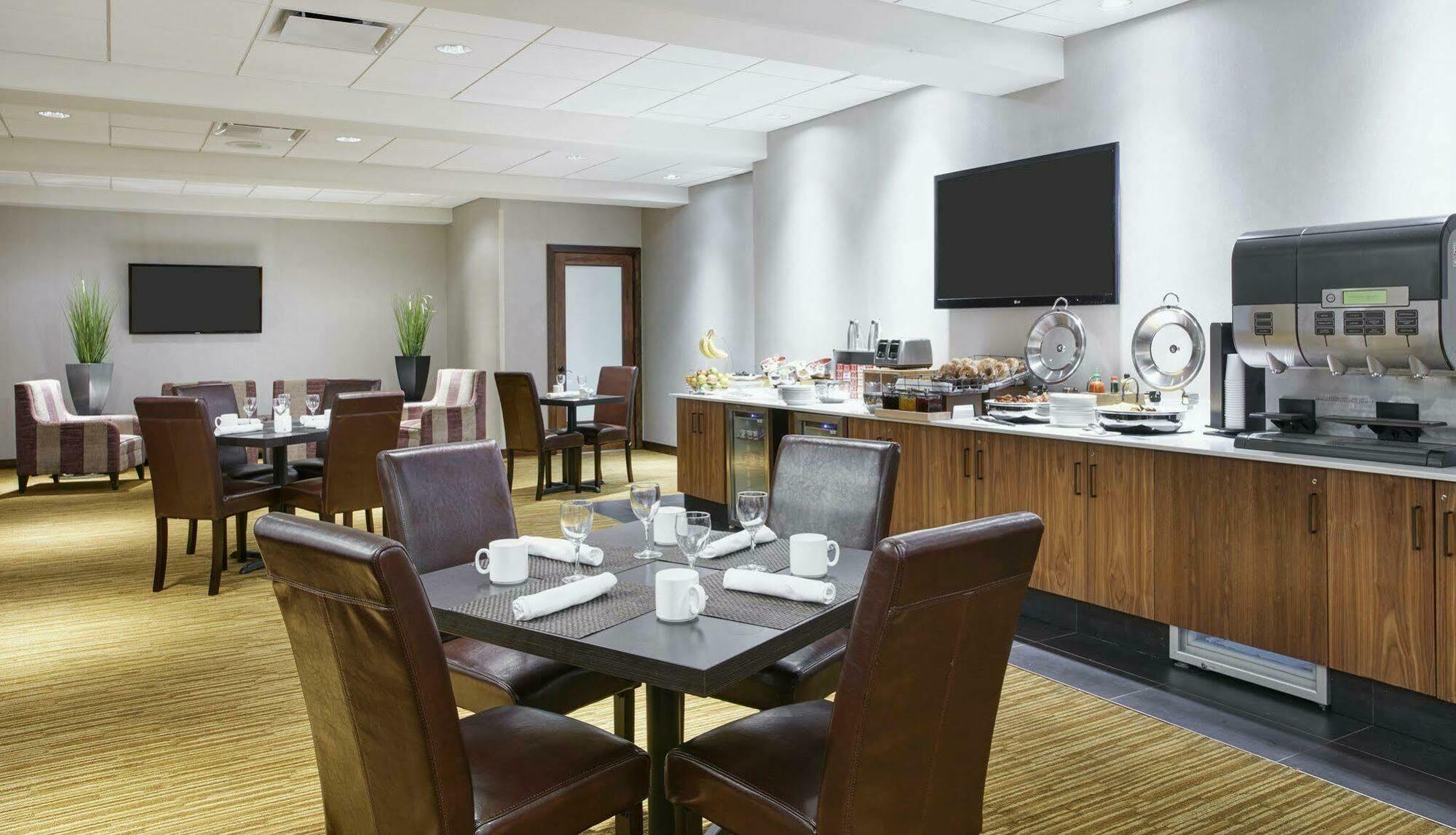 Hilton Westchester Rye Brook Екстериор снимка